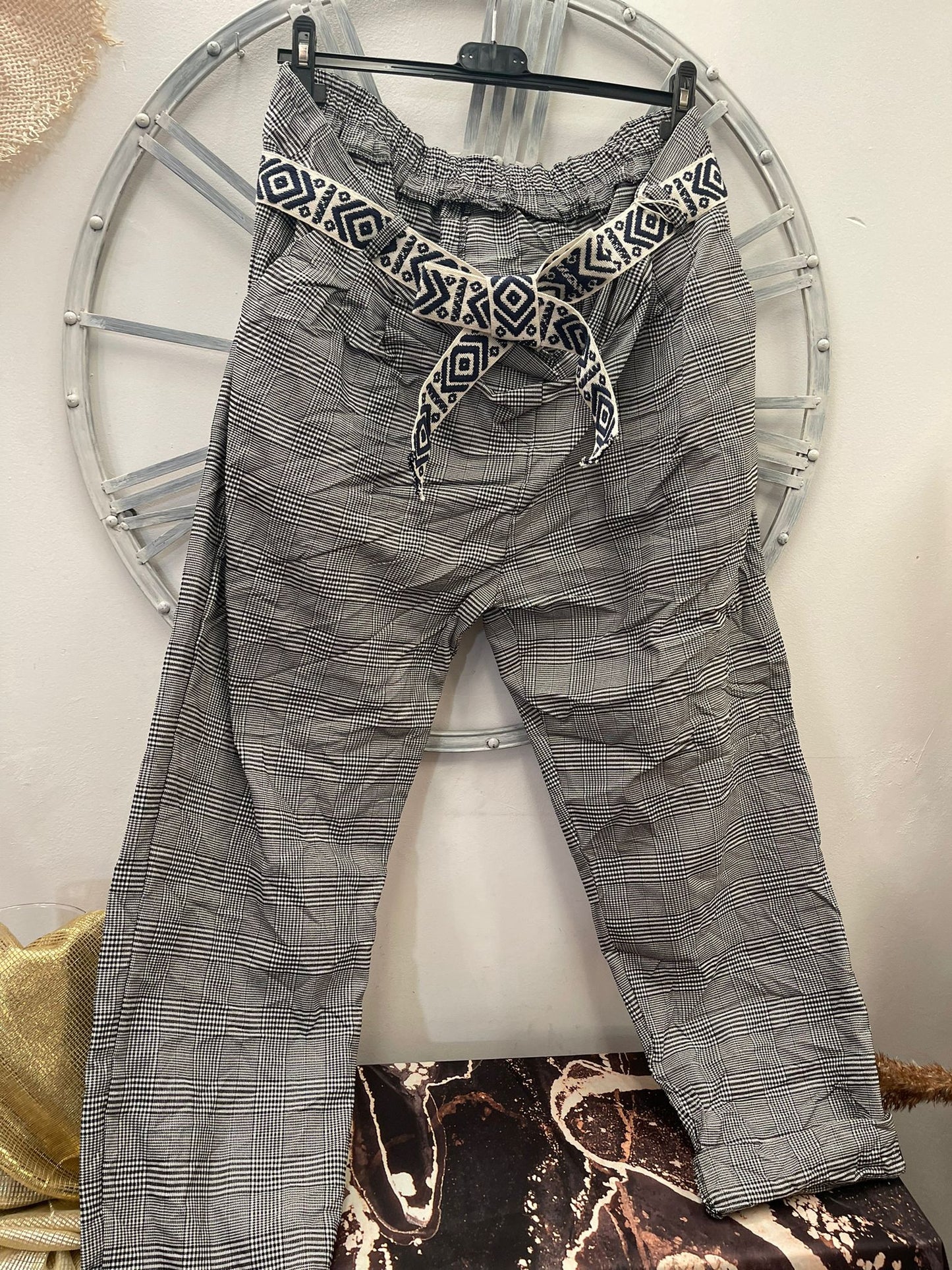 PANTALON SUR LE CARREAU(spéçial grandes tailles)