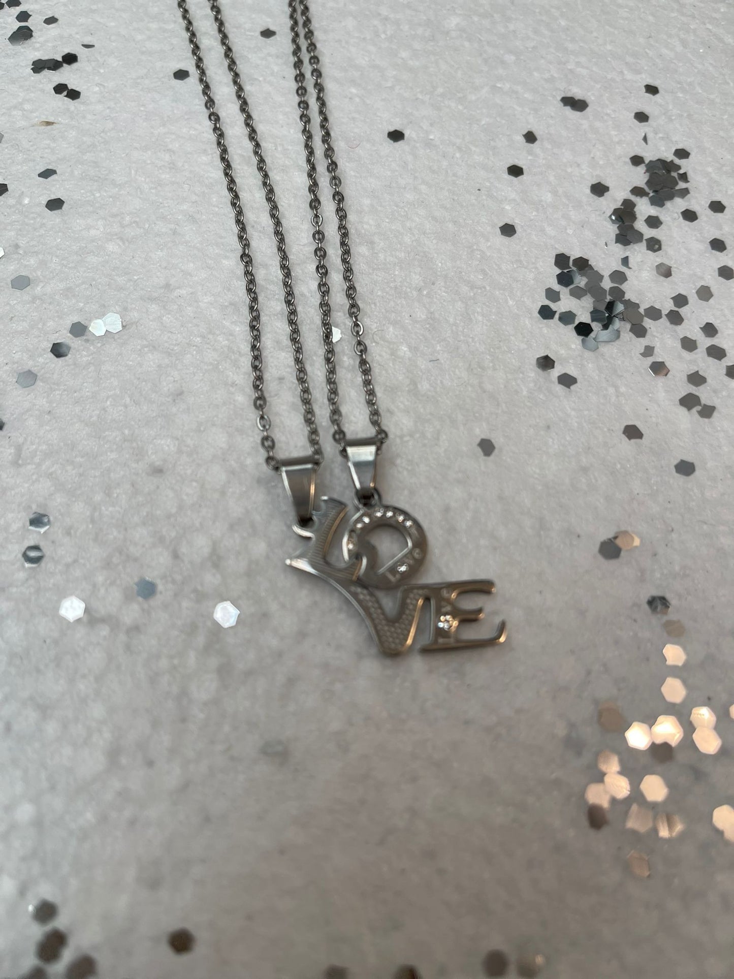 RAS DE COU LOVE ET ZIRCON