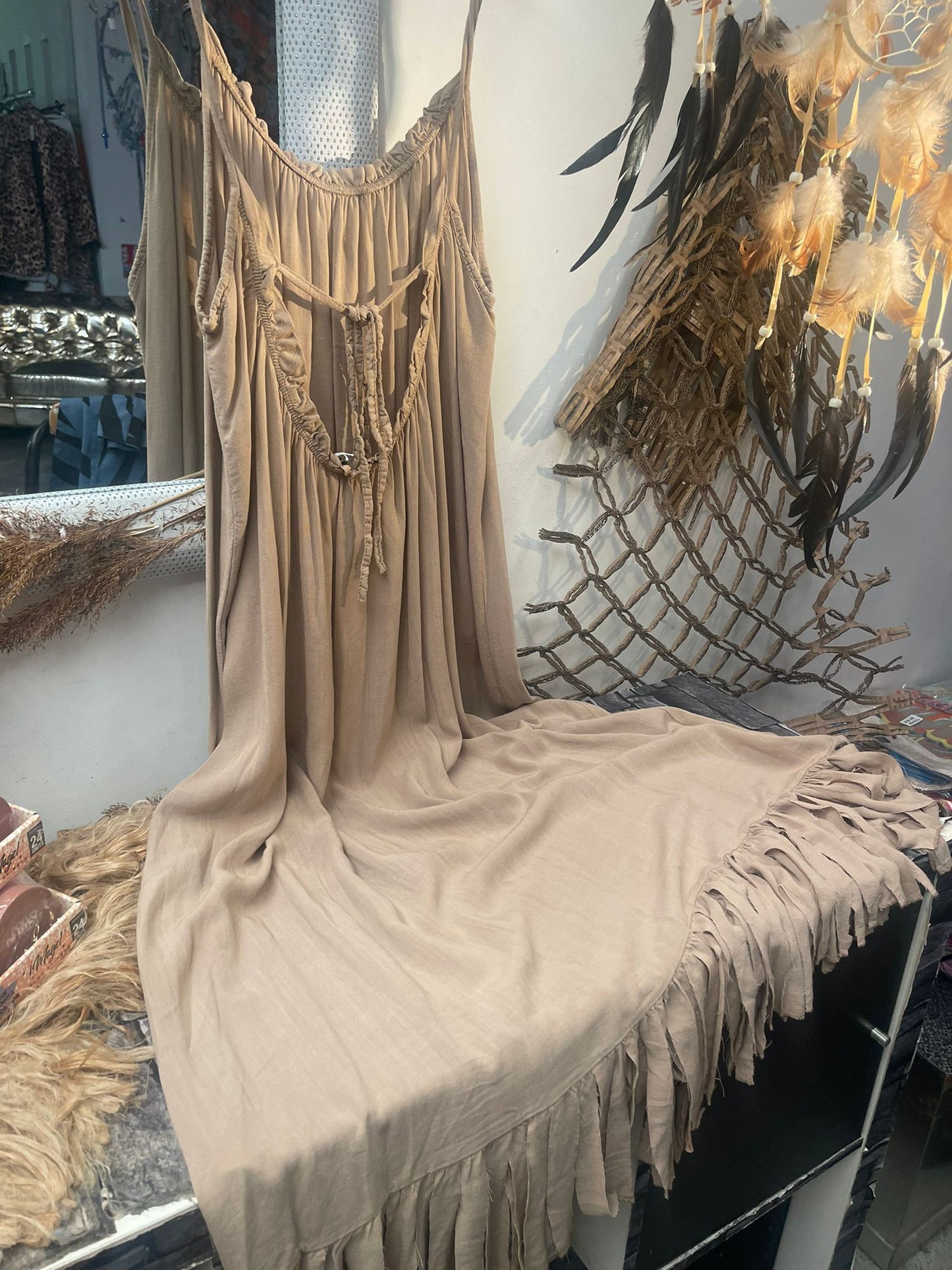 ROBE DE PLAGE À L’HORIZON