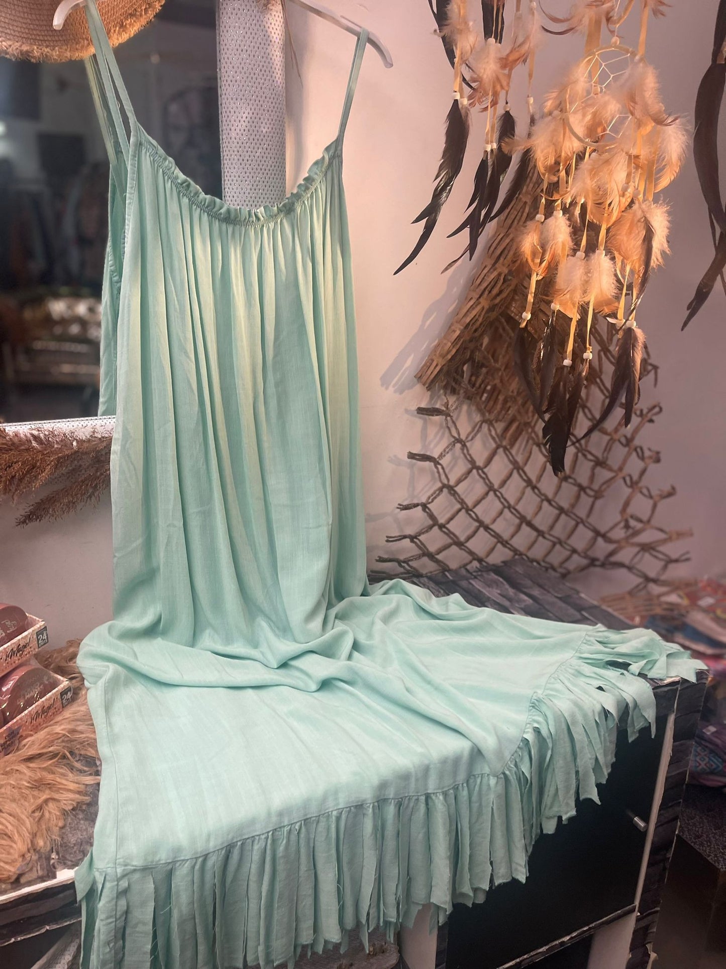 ROBE DE PLAGE À L’HORIZON
