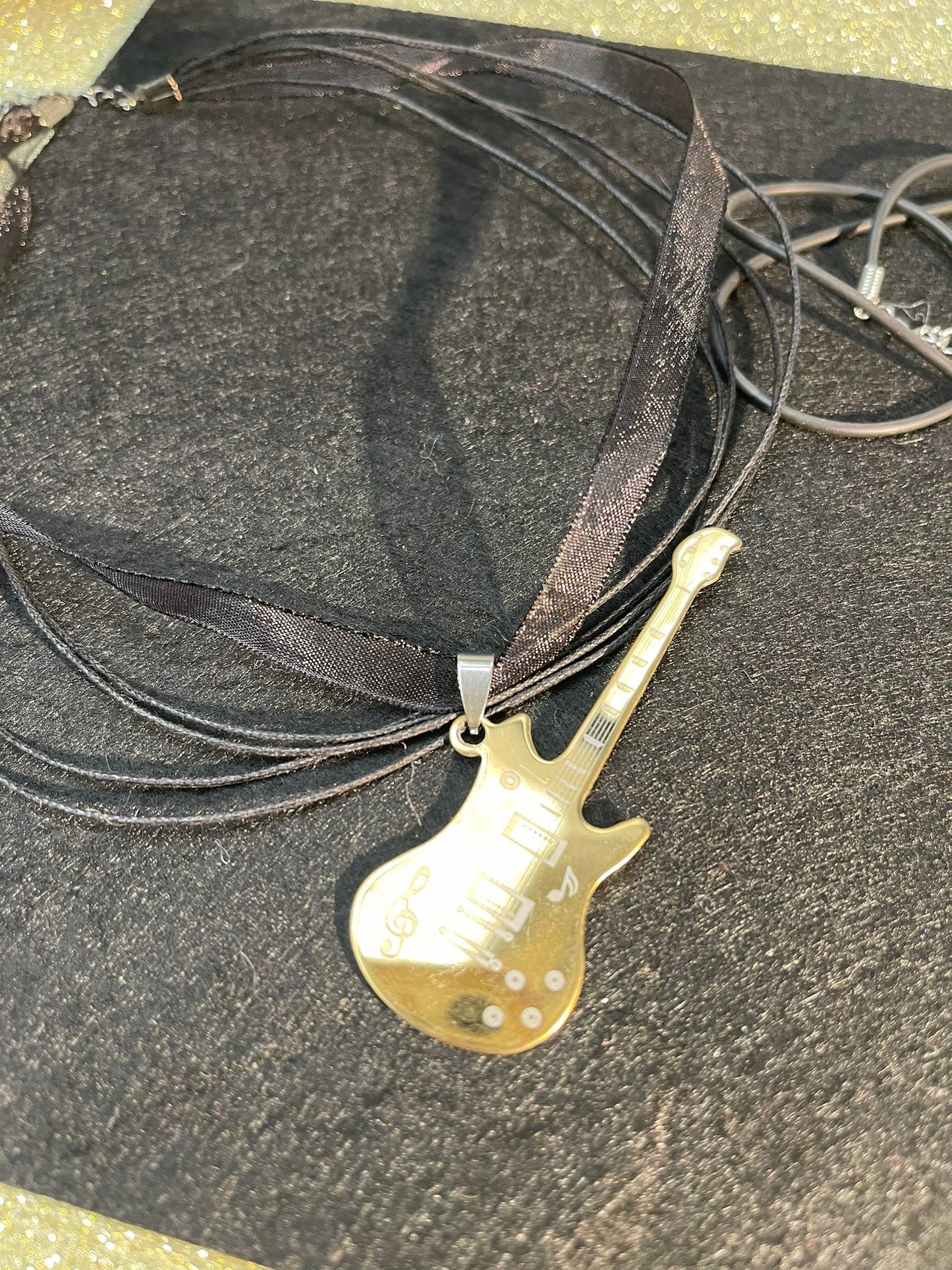 pendentifs acier