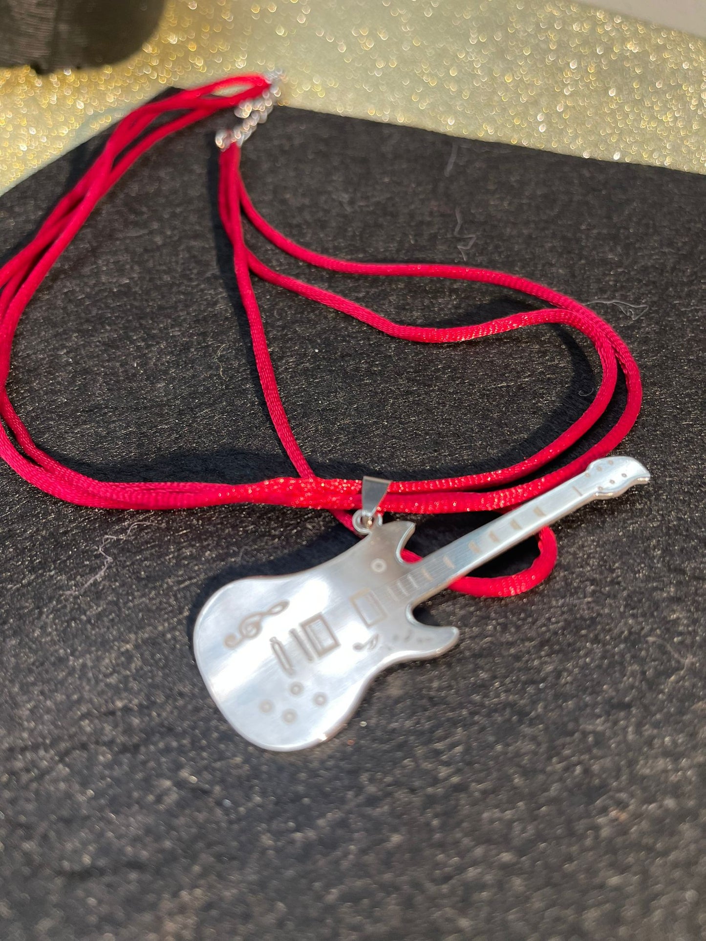 pendentifs acier