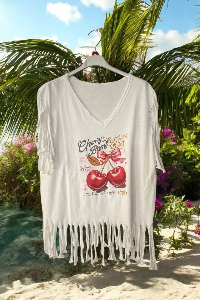 tee shirt on the beach