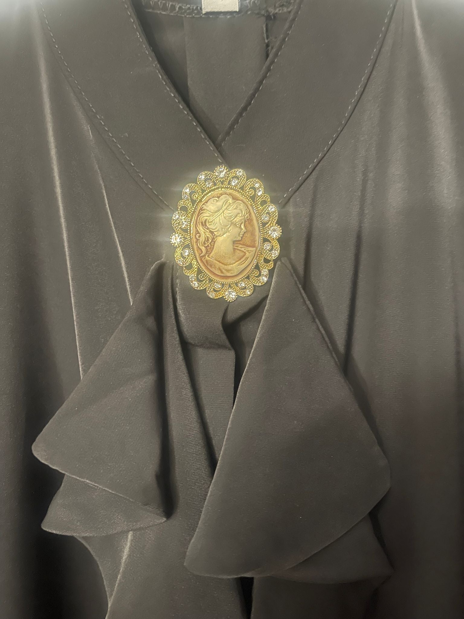 broche camée - L'autre mode