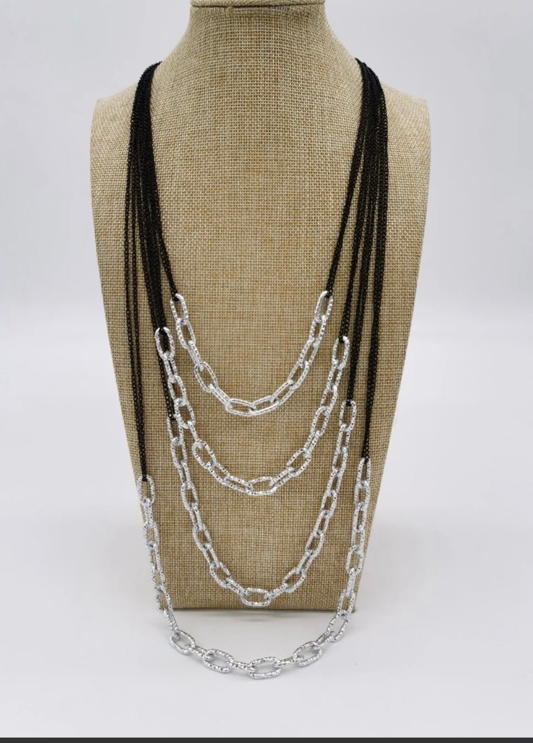 Collier multi chaînes - L'autre mode