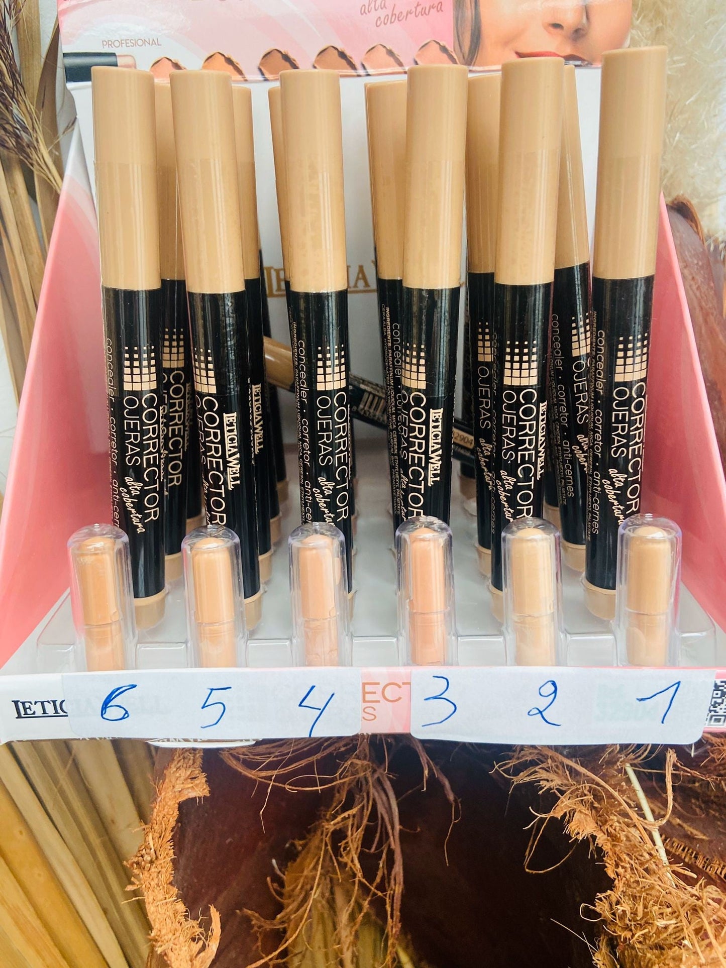 CRAYON CORRECTEUR ET ANTI - CERNES - L'autre mode