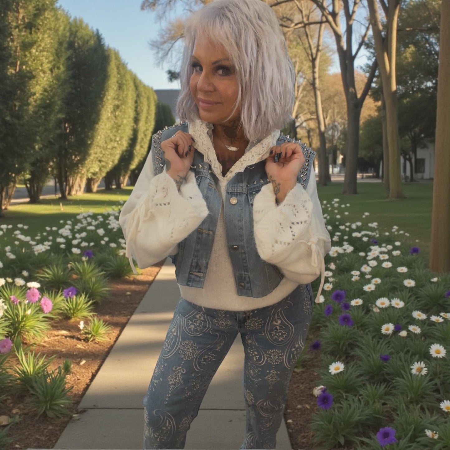 jeans brodé - L'autre mode