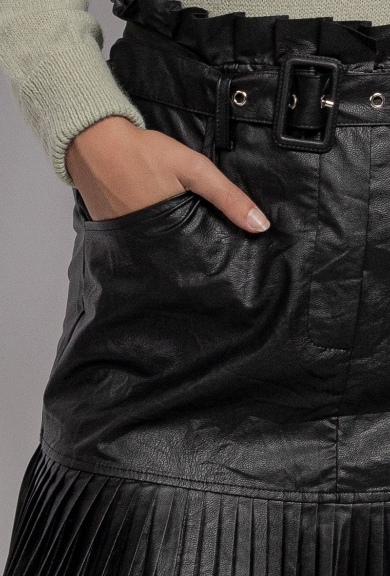 JUPE EN SIMILI CUIR - L'autre mode