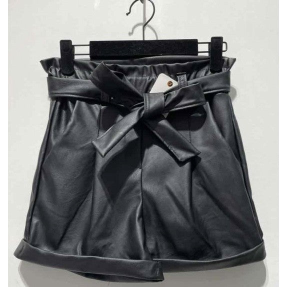 SHORT SIMILI CUIR - L'autre mode