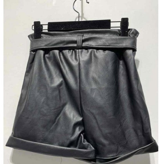 SHORT SIMILI CUIR - L'autre mode