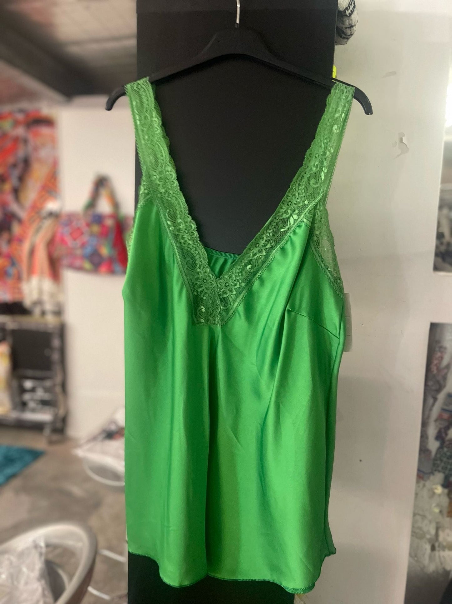 top satiné grande taille(noir réservé) - L'autre mode