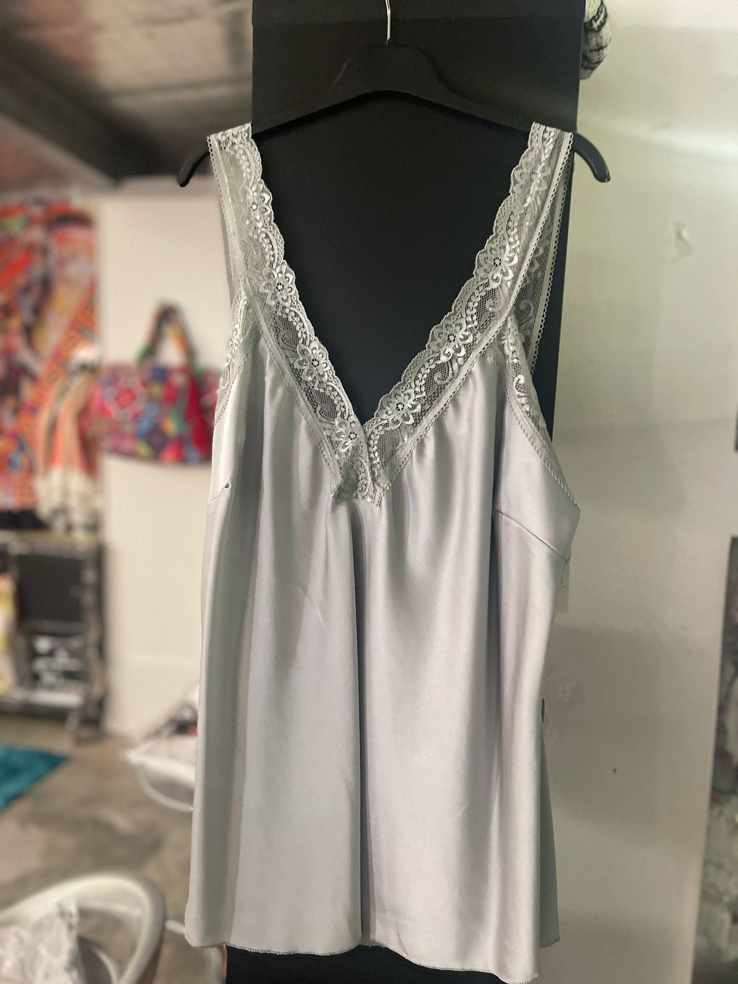top satiné grande taille(noir réservé) - L'autre mode