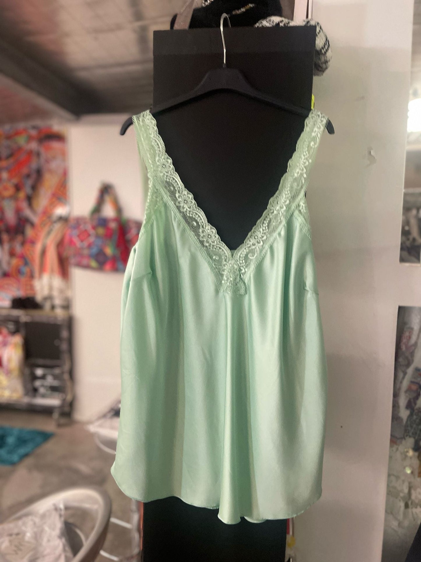 top satiné grande taille(noir réservé) - L'autre mode