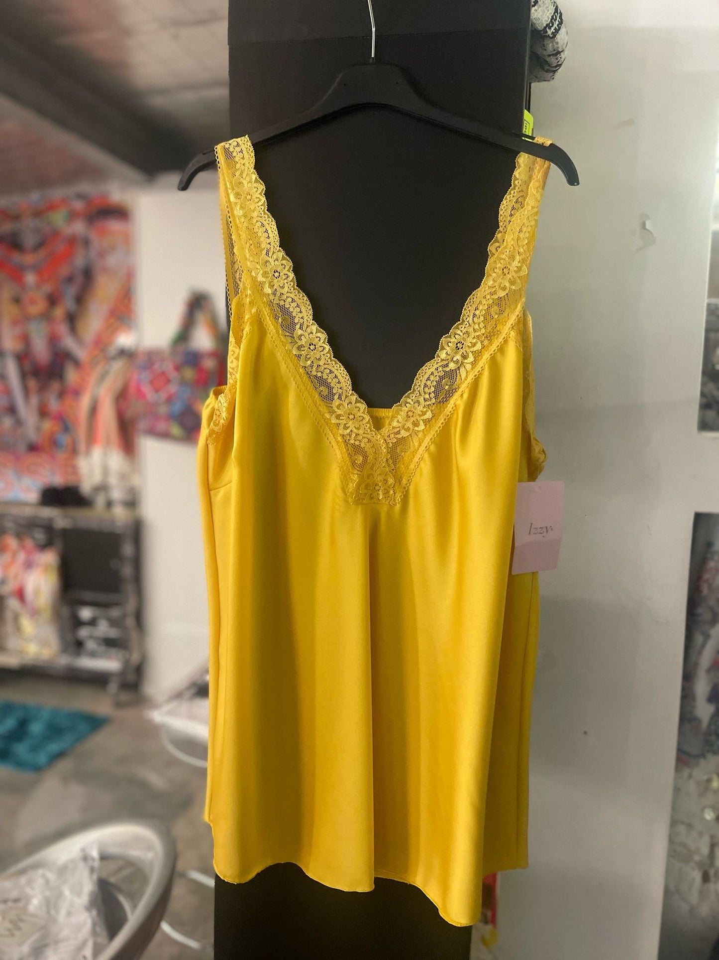 top satiné grande taille(noir réservé) - L'autre mode