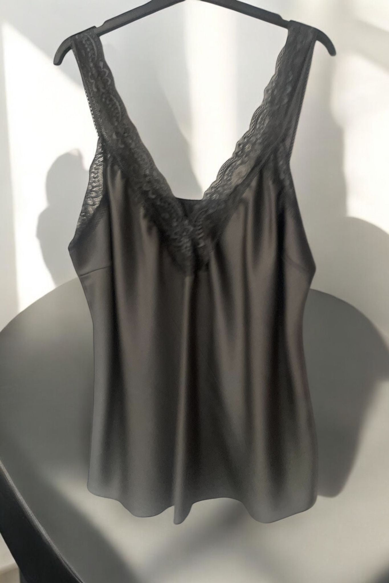 top satiné grande taille(noir réservé) - L'autre mode