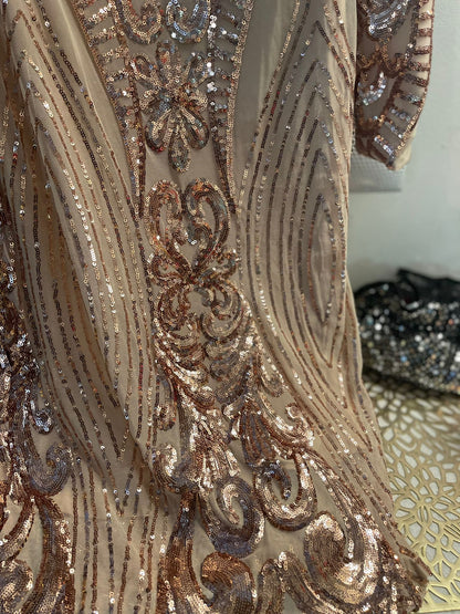 ROBE TULLE ET SEQUINS