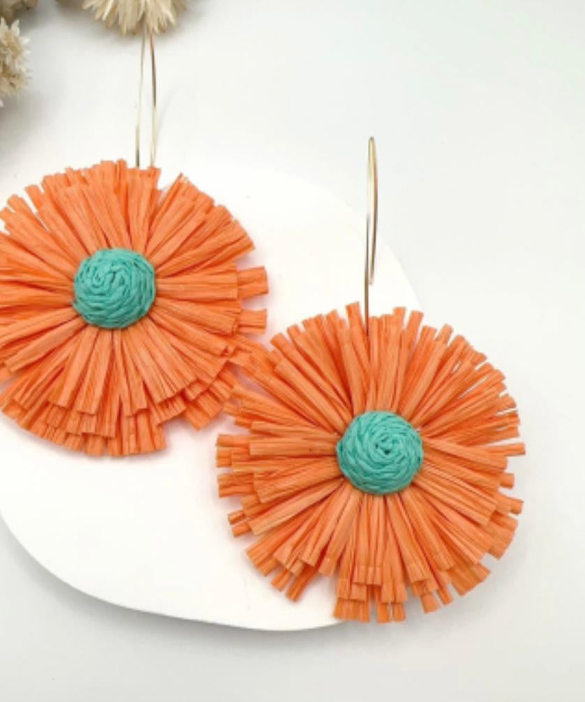 BOUCLES EN PAILLE DE RAPHIA 1