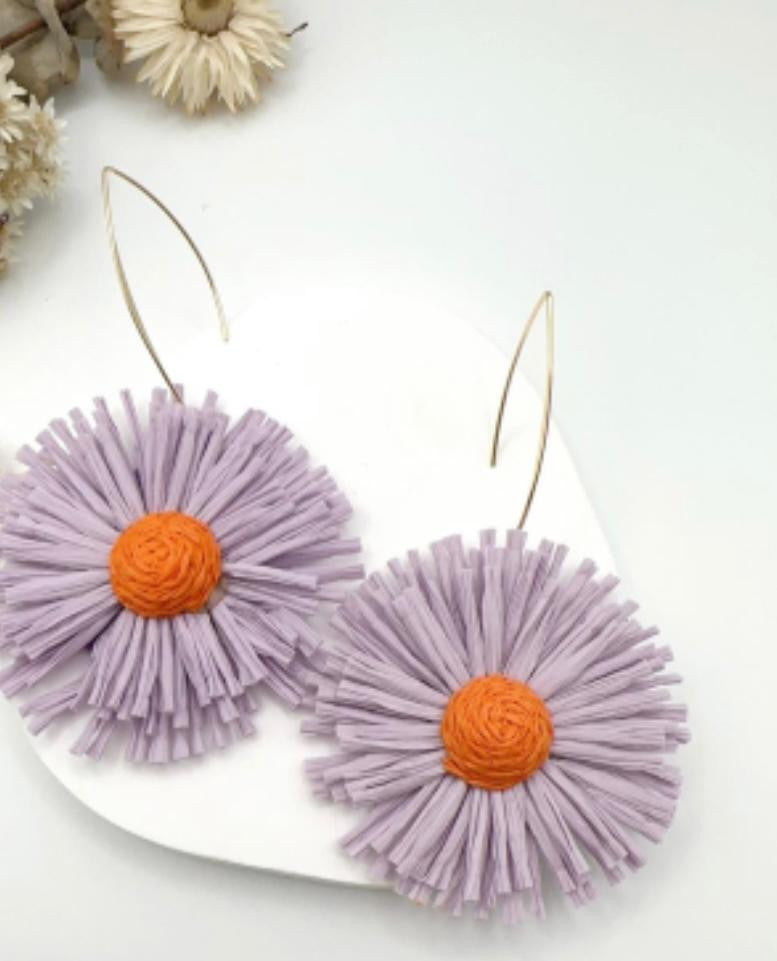 BOUCLES EN PAILLE DE RAPHIA 1