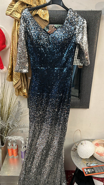 ROBE TULLE ET SEQUINS