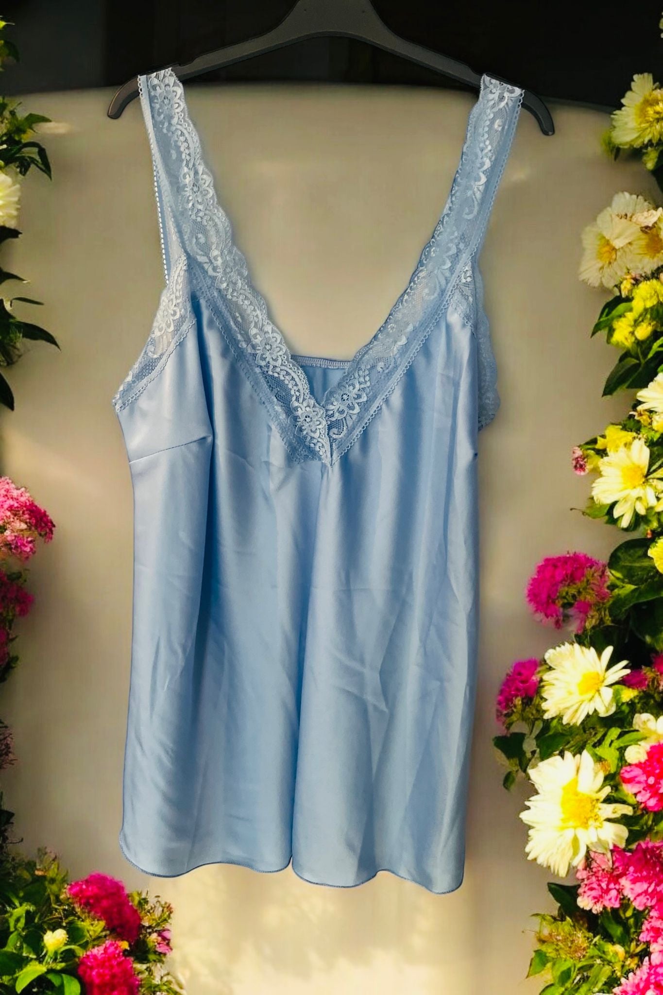 top satiné grande taille(noir réservé)