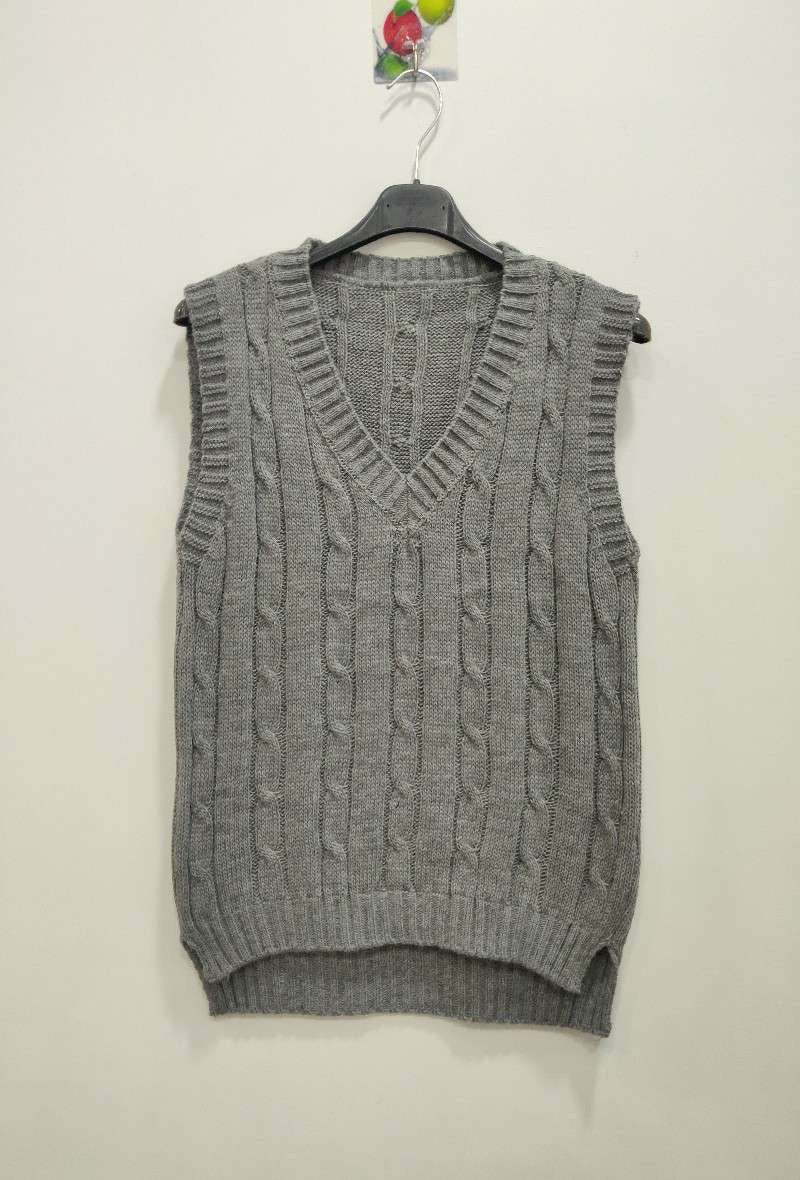 PULL SANS MANCHES RZF