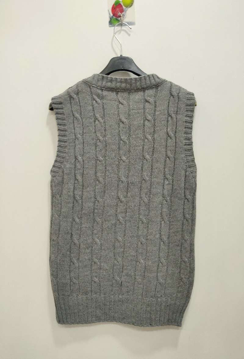 PULL SANS MANCHES RZF