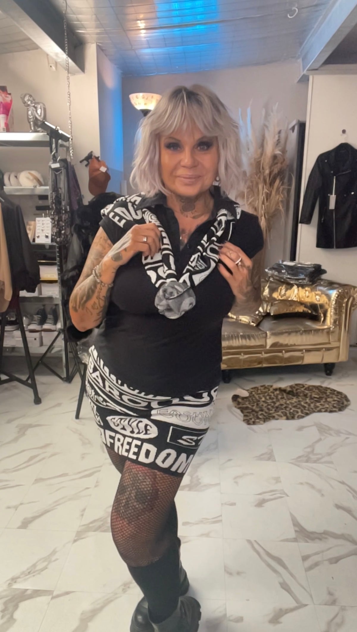 ensemble jupe pull en mailles lurex