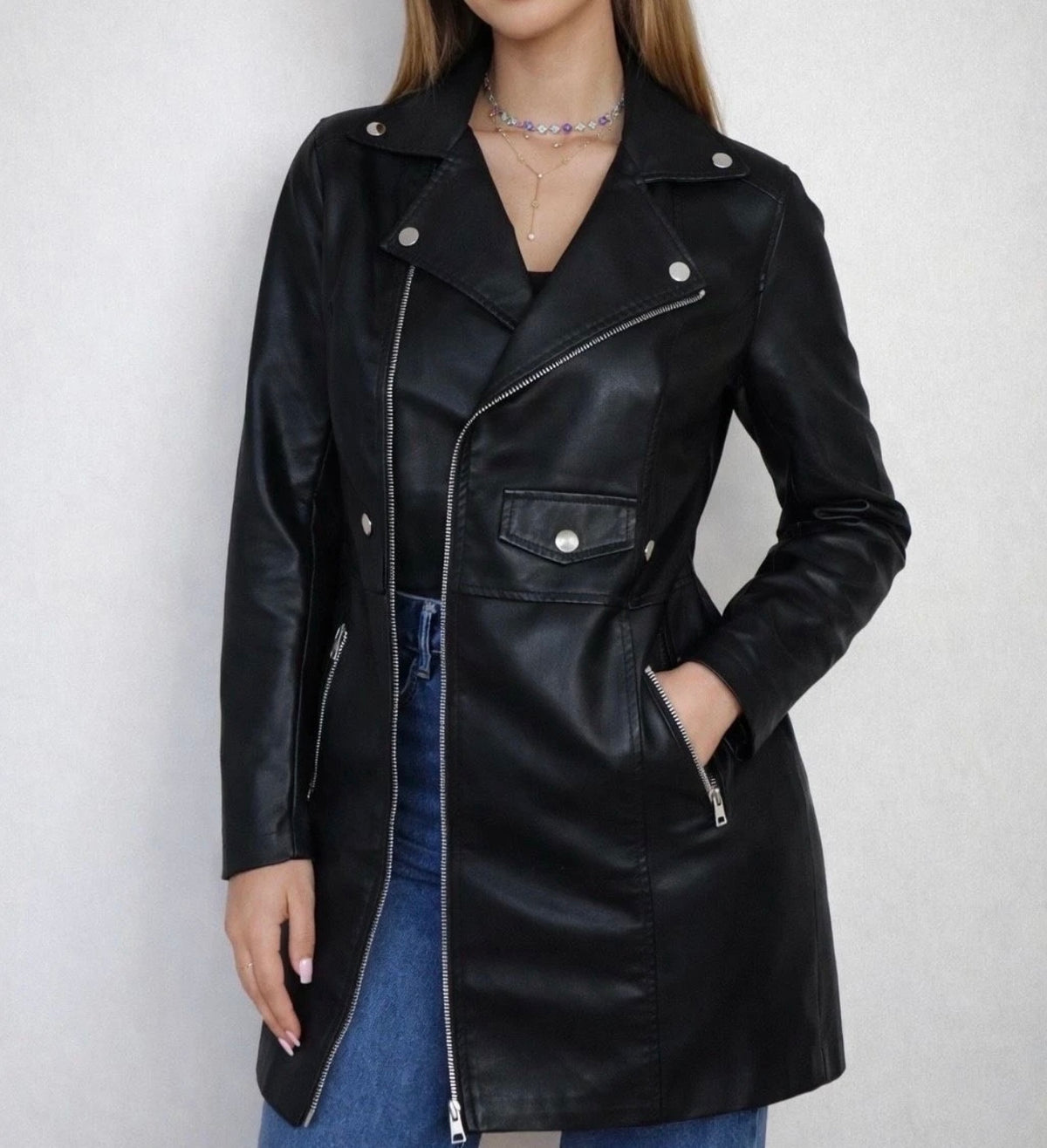 Manteau long cintré en similicuir style biker