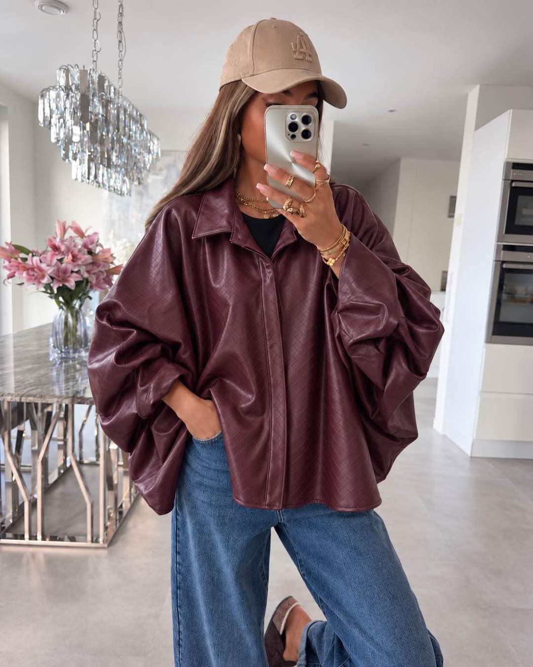 Veste cape oversize en similicuir texturé à manches chauve-souris