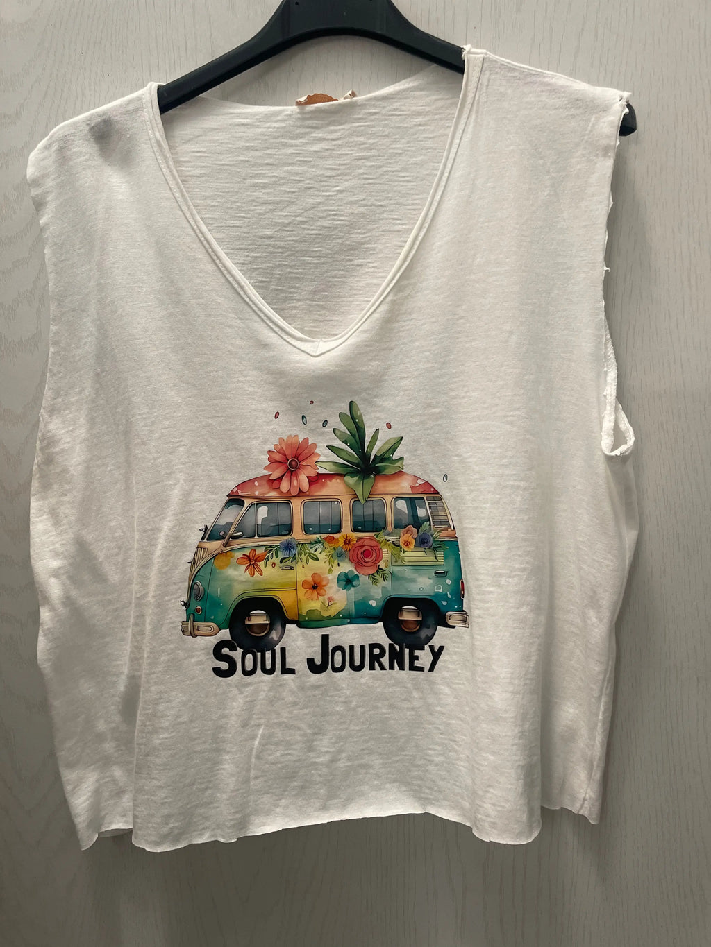 tee shirt on the beach vendor-unknown