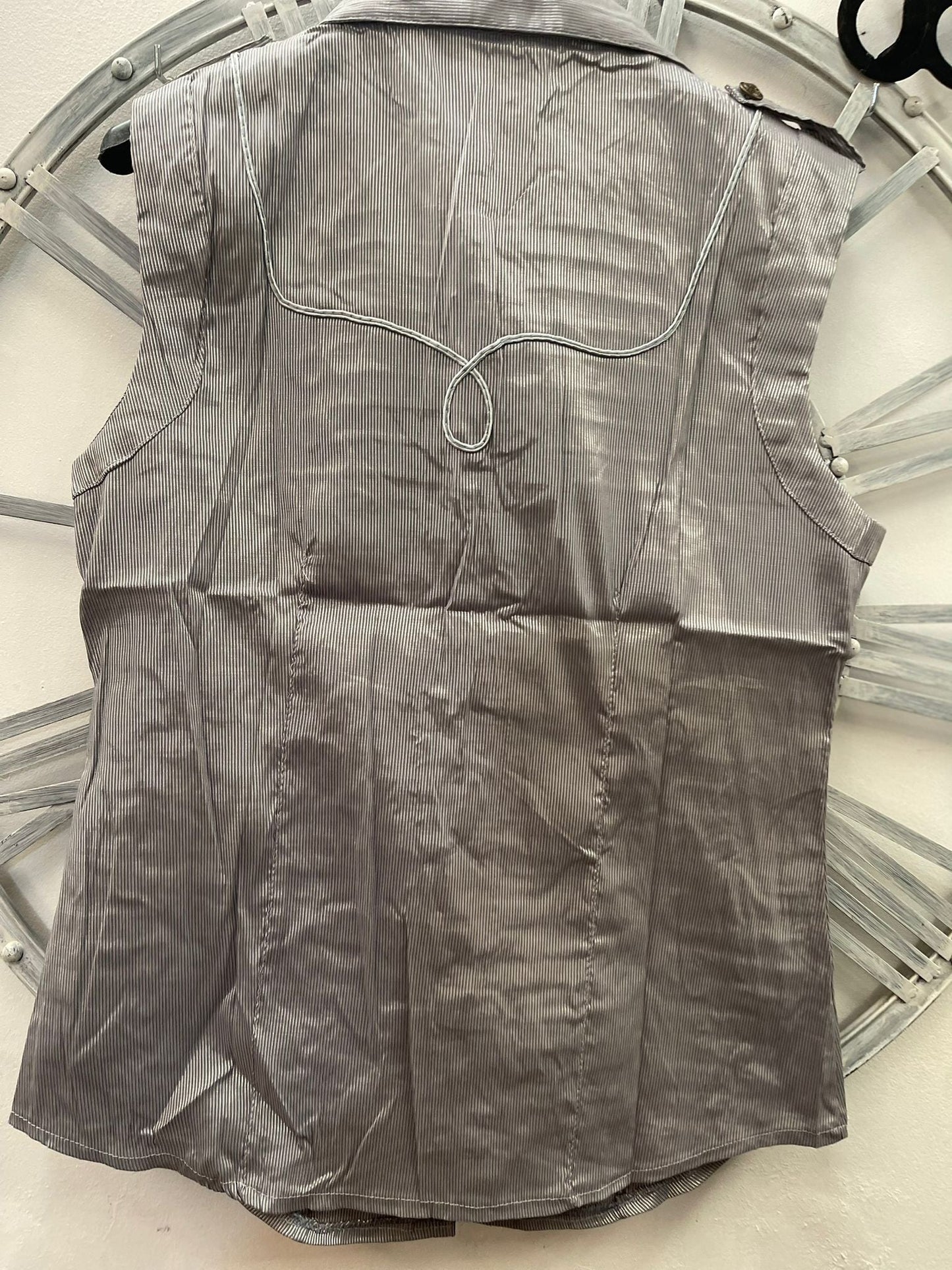 CHEMISE SANS MANCHE OFFICIER - L'autre mode