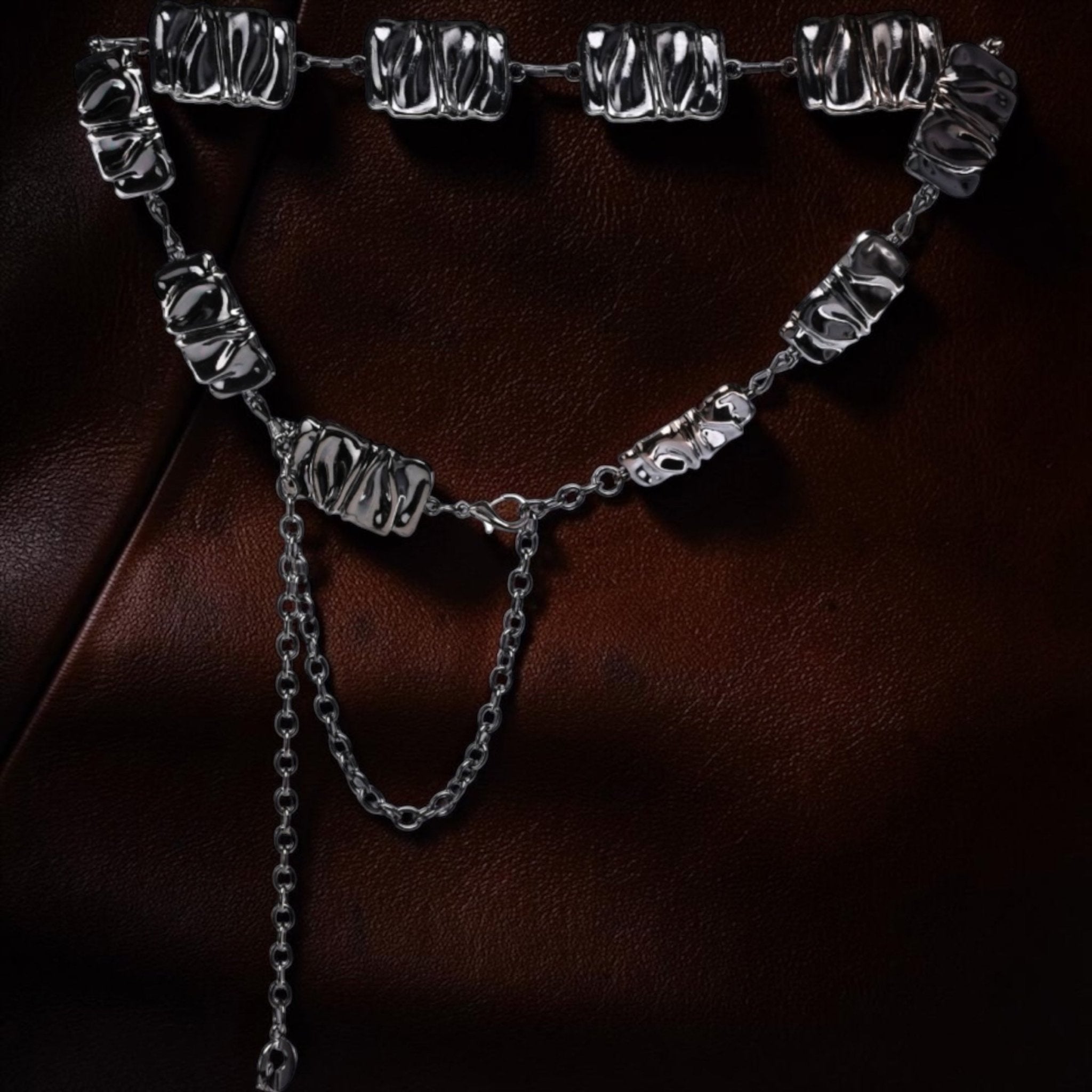 Collier breloques transformers - L'autre mode