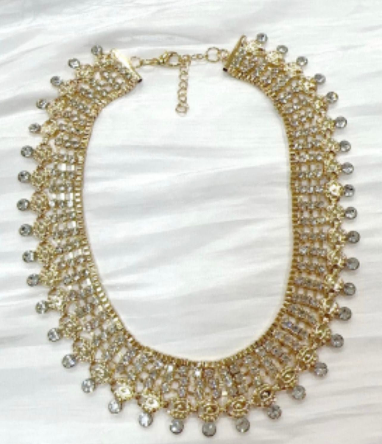 COLLIER PERLES ET STRASS - L'autre mode