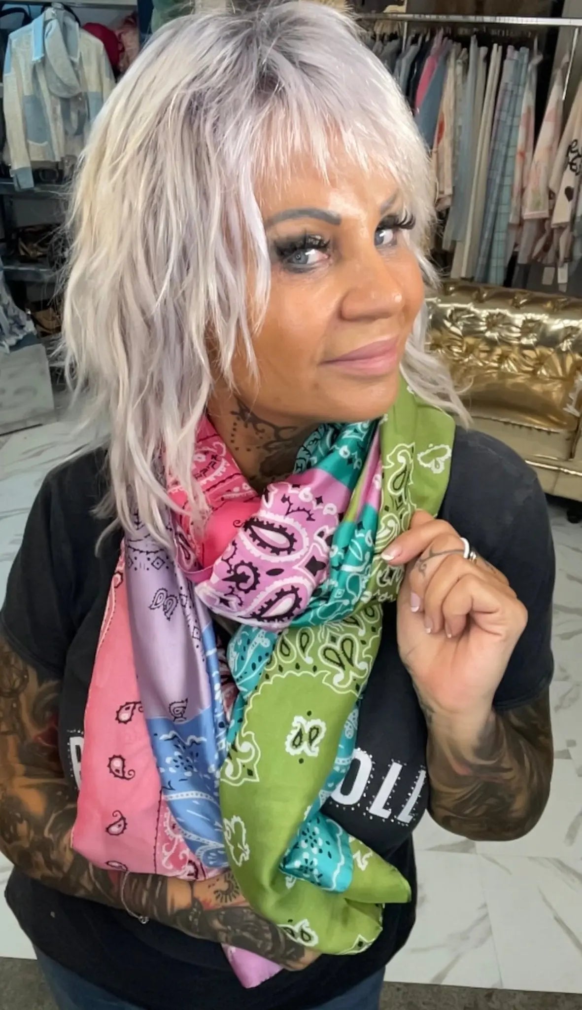 foulard large imprimé bandana - L'autre mode