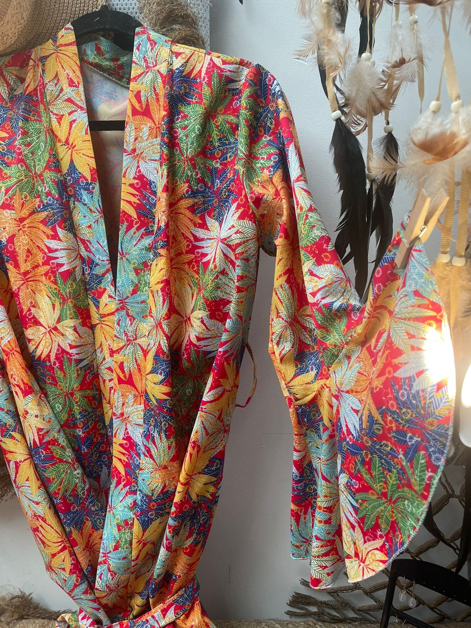GILET COMPLÈTEMENT FLEURS - L'autre mode