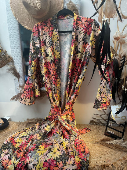 GILET COMPLÈTEMENT FLEURS - L'autre mode
