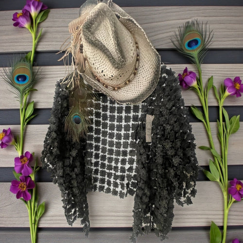 Gilet dentelle de marguerittes - L'autre mode