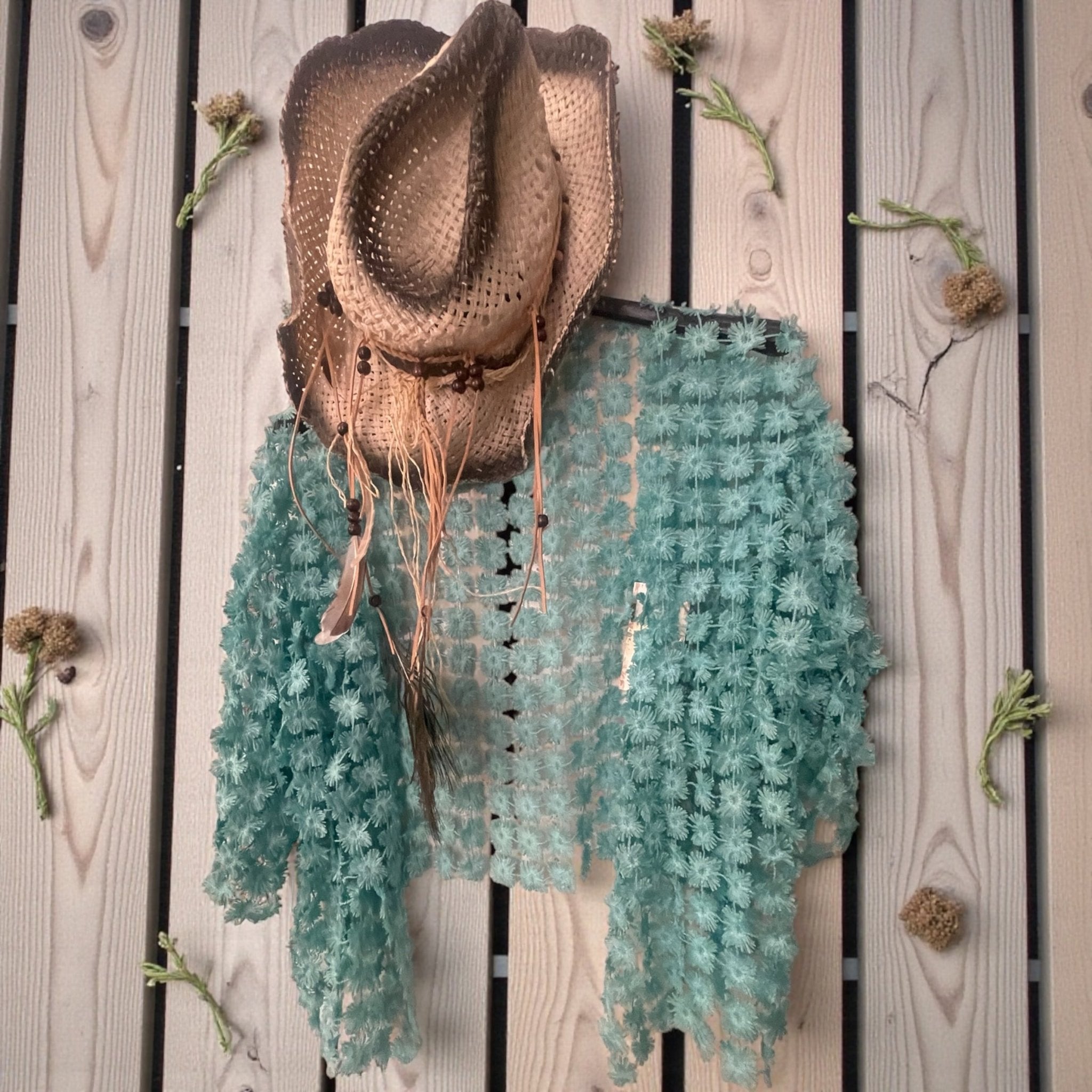 Gilet dentelle de marguerittes - L'autre mode