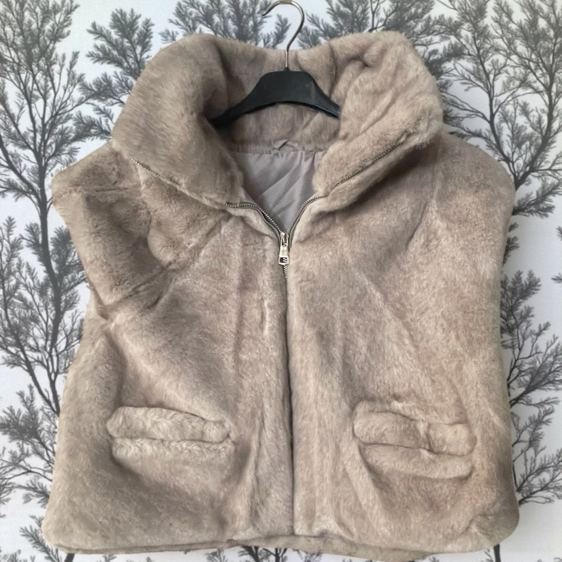gilet veste sans manche fausse fourrure - L'autre mode