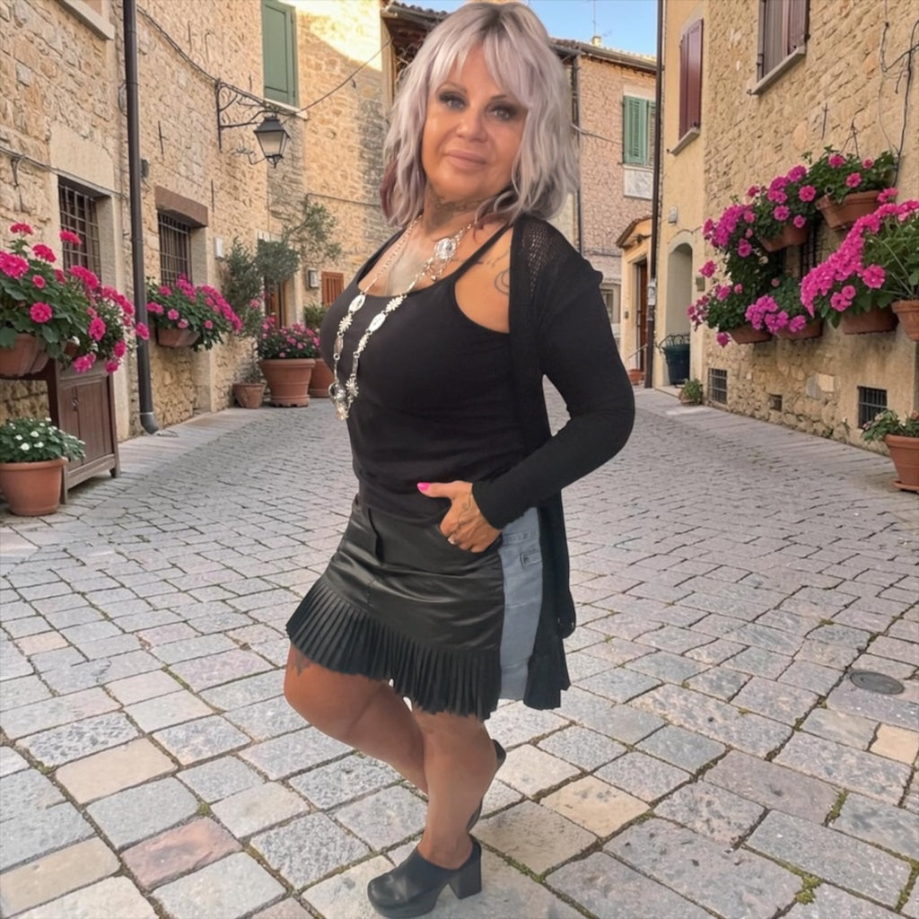 JUPE EN SIMILI CUIR - L'autre mode