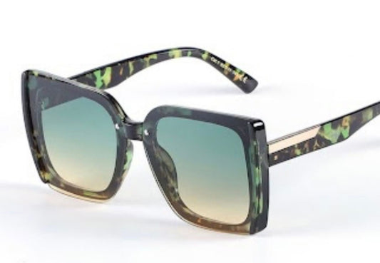 LUNETTE DE SOLEIL CRUNCHY FASHION - L'autre mode