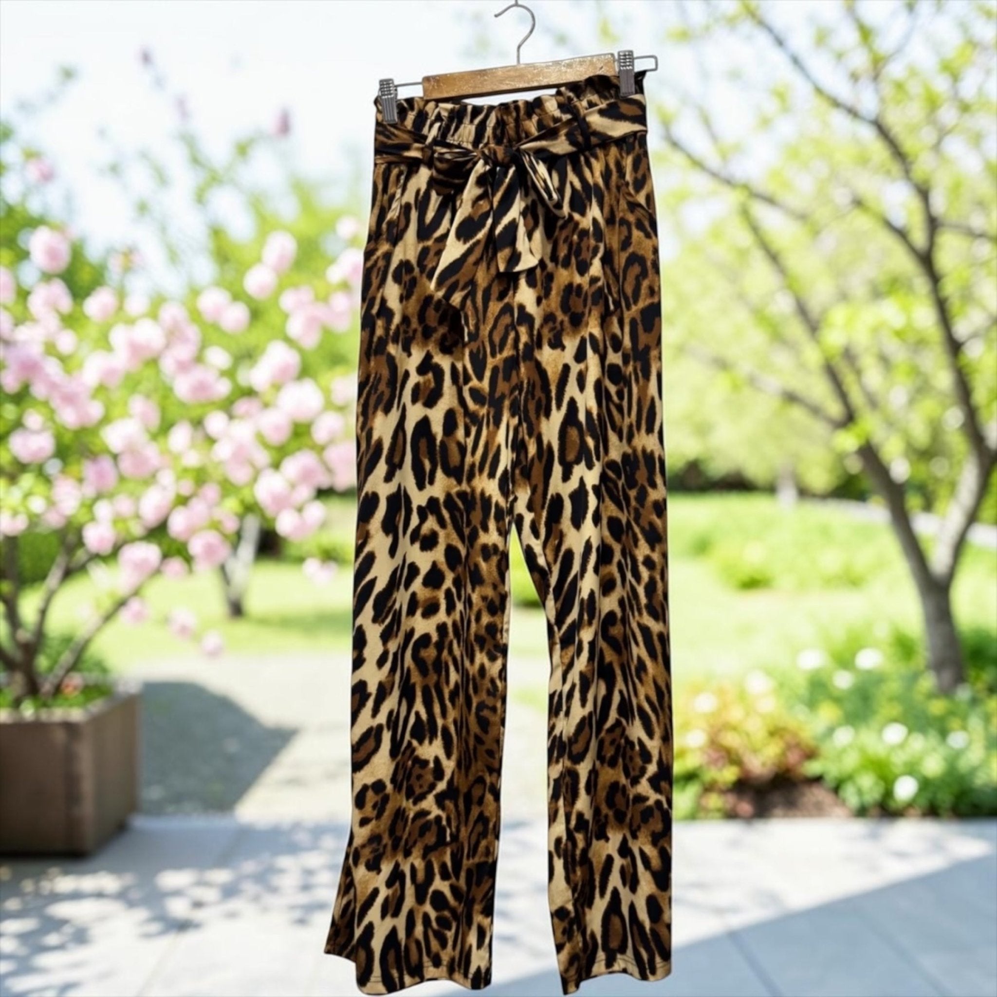 pantalon fluide motif léo motifs larges - L'autre mode