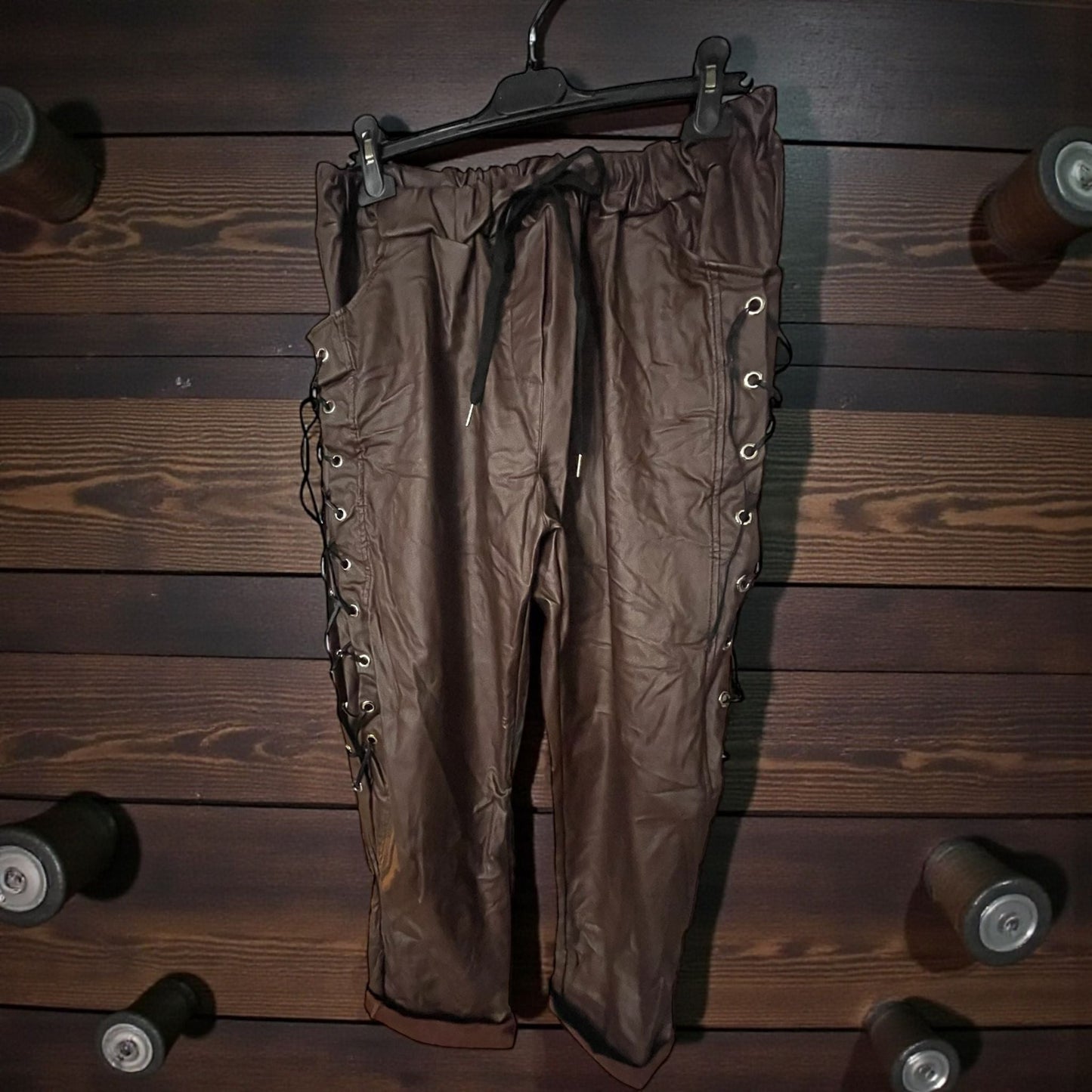 pantalon simili lacet over - L'autre mode