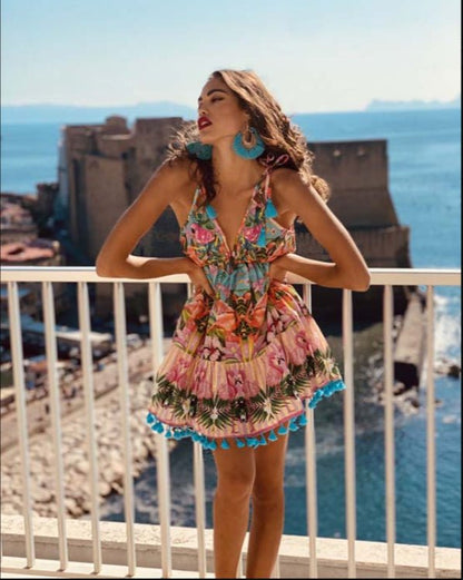 PETITE ROBE COURTE À FINES BRETELLES - L'autre mode