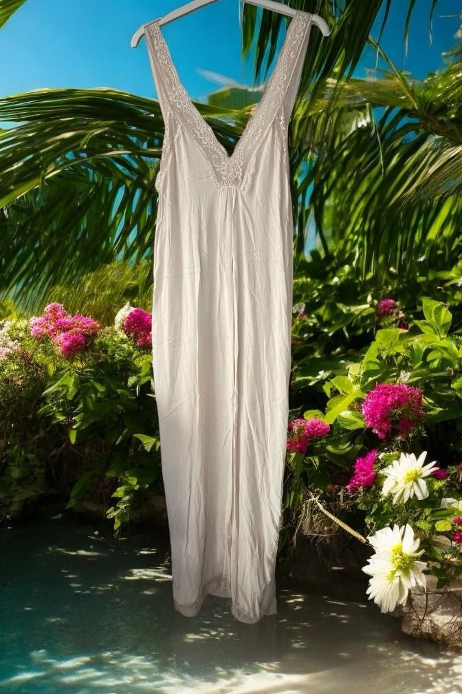 ROBE FINE OU SOUS ROBE - L'autre mode