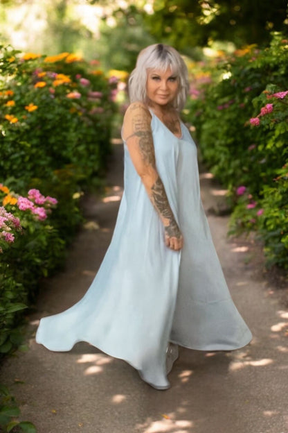 ROBE LONGUE ET FINE EN JEANS - L'autre mode