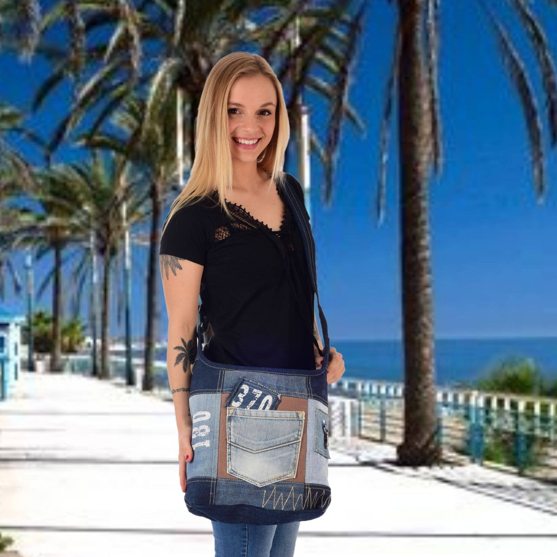 Sac à bandoulière Sunsa hobo fabriqué à partir de jeans et de toile recyclés - L'autre mode