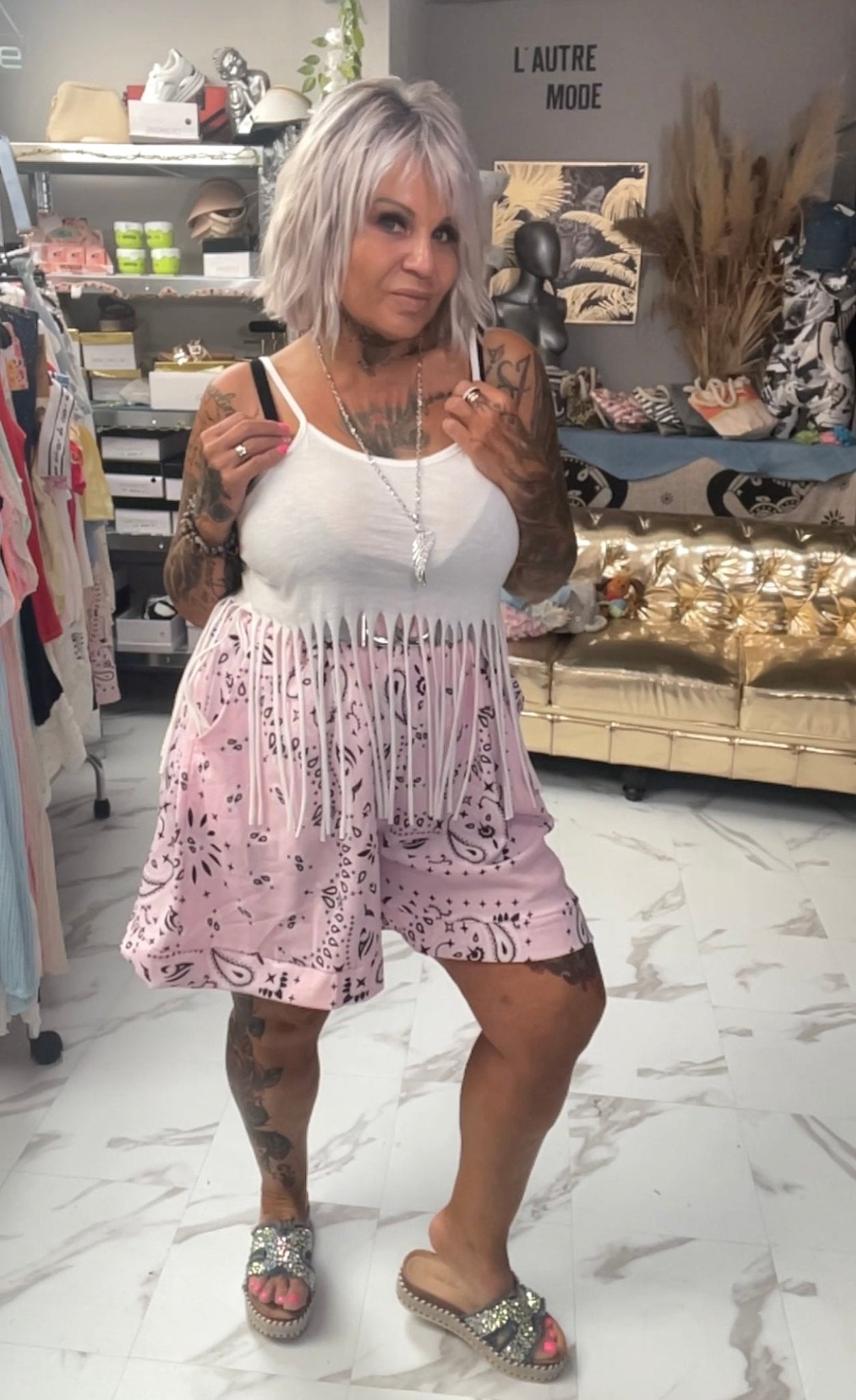 Short bandana( peut se porter en taille haute) - L'autre mode
