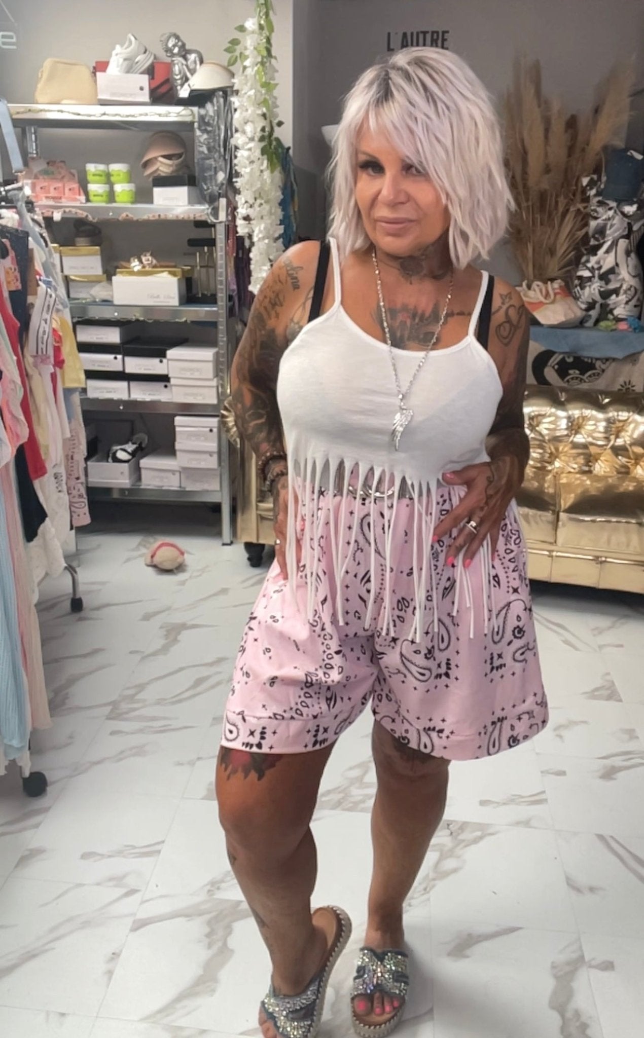 Short bandana( peut se porter en taille haute) - L'autre mode