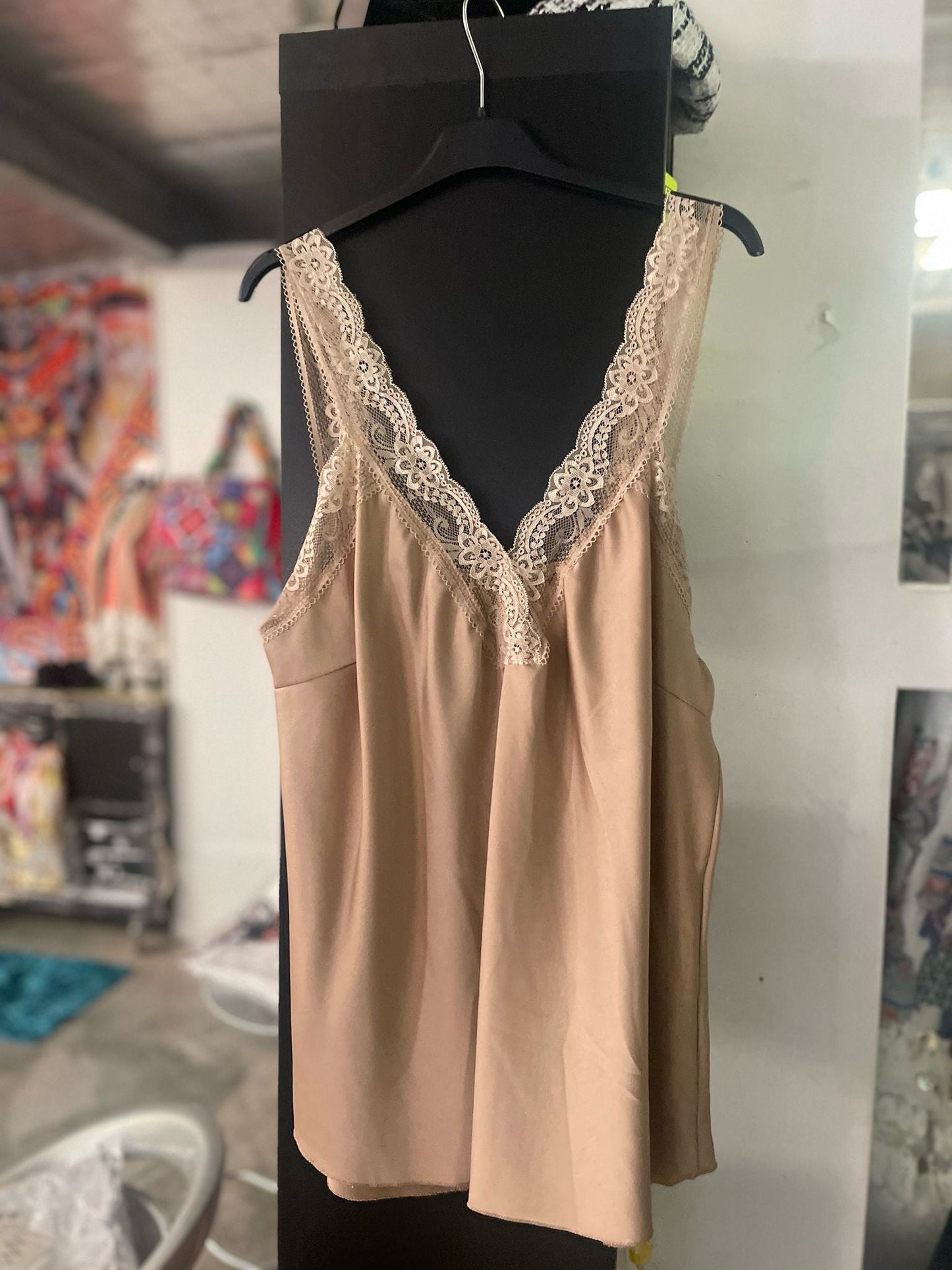 top satiné grande taille(noir réservé) - L'autre mode